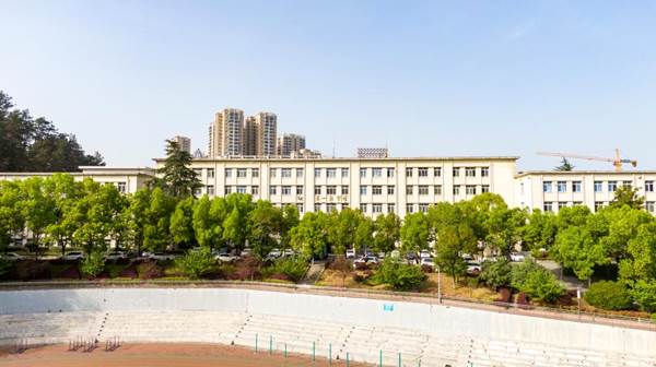 说明: //news.hthtiyu.org/__local/A/3B/6D/7640CA45755A9859430A8B8A8D6_C700CB63_1921A.jpg