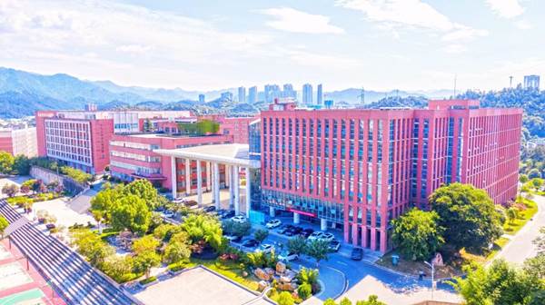 说明: //news.hthtiyu.org/__local/2/F7/3C/122B7E258E41DCBDAFBEBFA1618_1E958FB2_20DFD.jpg